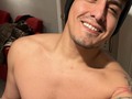 Felizzzzz porque toca vivir la vida y seguir adelante,,, mi consejo del día si te dan la espalda,,, metele un Pepino 🥒 por el 🍑 para que sea serio jejejeje