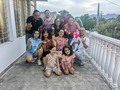 Tener un lugar a donde ir es un hogar 🏠  Tener alguien a quien amar es una familia👨‍👩‍👧‍👦 Tener ambas es una bendición 🫶🏻