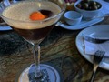 Bring me a martini please #martini #drink #ba #bar #beyonce