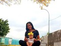 Amarillo es lo que luce, verde nace dónde quiera #mitucusito #bebe #amor #madreehija