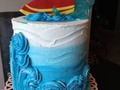 🚤🚤 Torta de 1 Kilo extra alta 😍 decorada con buttercream 🚤💦  #yuslaycakes #maracaibo #cakes