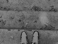 B&W