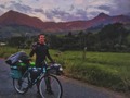 Pixelada y todo, me gustó ese atardecer 🙊😁 el crédito de la foto a @fabinsi . . . . . . . . . . . . . #biker #wheel #bike #road #leisure #adventure #nature #cyclist #summer #seated #active #travel #traveling #visiting #instatravel #instago #freedom #mountain #outdoors #couple #landscape #lifestyle #cicloturismo #cyclinglife #cyclingphotos #atardecer #bicicleta #bikelife #acampada